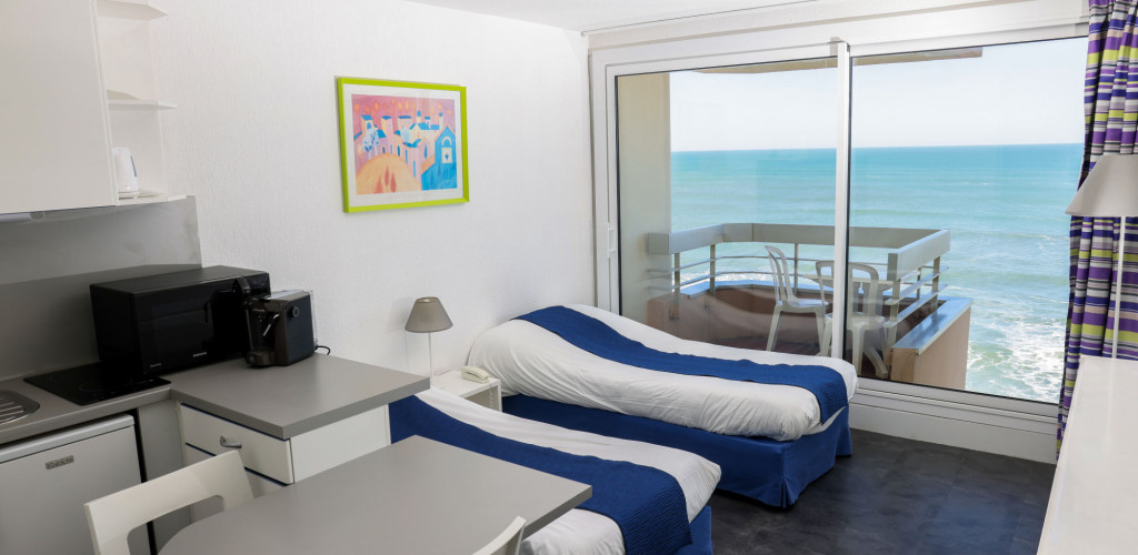 Studio côté mer avec balcon